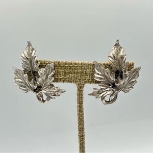 Vintage EMMONS clip on leafy ear climber earrings silver tone autumn